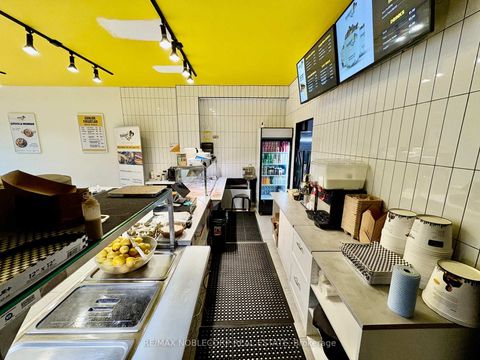 Photo 9 at 954 Wilson Avenue, CFB, Toronto