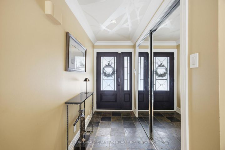 Photo 2 at 1319 South Aldo Drive, Lorne Park, Mississauga