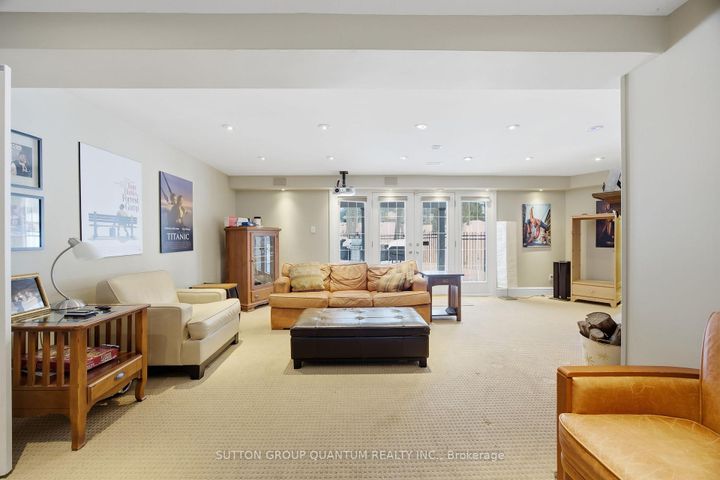 Photo 37 at 1319 South Aldo Drive, Lorne Park, Mississauga