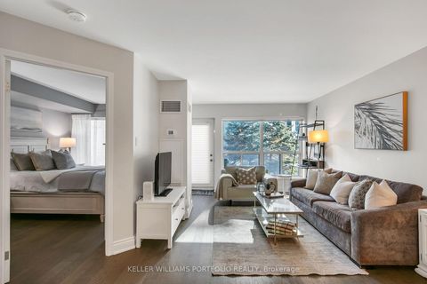 Photo 4 at 222 - 600 Queens Quay W, Waterfront Communities C1, Toronto