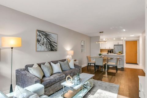 Photo 6 at 222 - 600 Queens Quay W, Waterfront Communities C1, Toronto