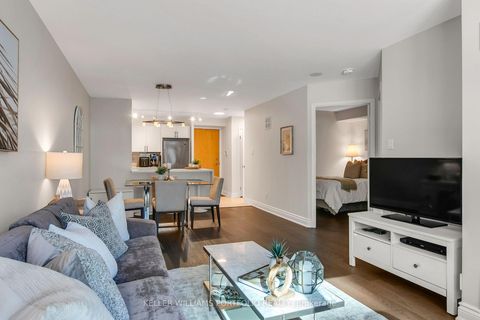 Photo 7 at 222 - 600 Queens Quay W, Waterfront Communities C1, Toronto