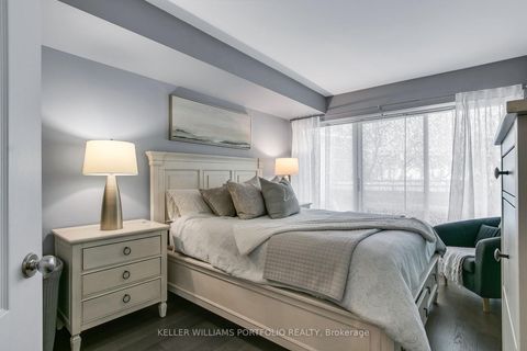 Photo 16 at 222 - 600 Queens Quay W, Waterfront Communities C1, Toronto