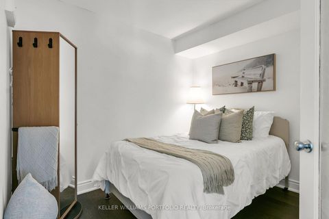 Photo 20 at 222 - 600 Queens Quay W, Waterfront Communities C1, Toronto