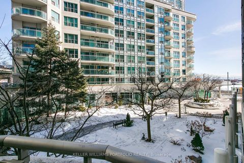 Photo 27 at 222 - 600 Queens Quay W, Waterfront Communities C1, Toronto