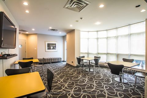 Photo 28 at 222 - 600 Queens Quay W, Waterfront Communities C1, Toronto