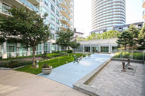 Photo 36 at 222 - 600 Queens Quay W, Waterfront Communities C1, Toronto