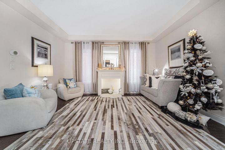 Photo 6 at 5 Dillon Drive, Credit Valley, Brampton