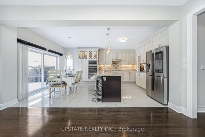 Photo 14 at 5 Dillon Drive, Credit Valley, Brampton