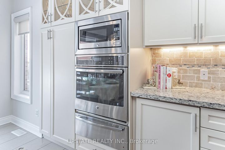 Photo 19 at 5 Dillon Drive, Credit Valley, Brampton