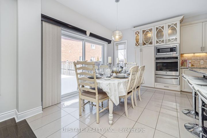 Photo 22 at 5 Dillon Drive, Credit Valley, Brampton