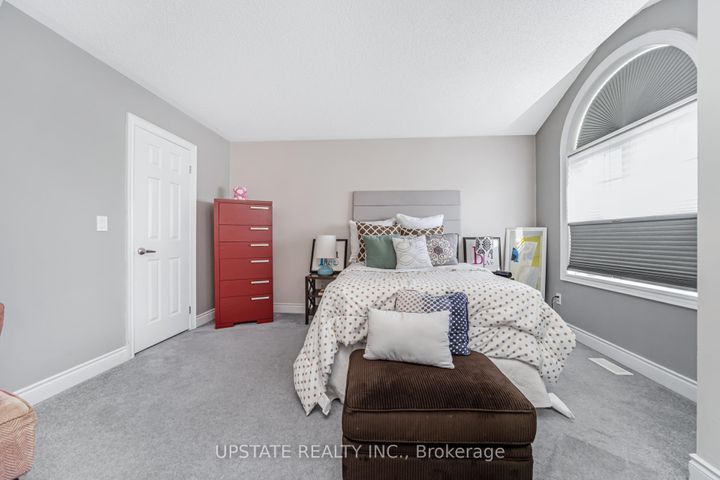 Photo 25 at 5 Dillon Drive, Credit Valley, Brampton