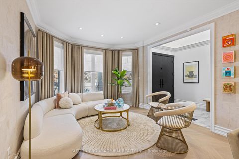 Photo 4 at 539 Beverley Glen Boulevard, Beverley Glen, Vaughan