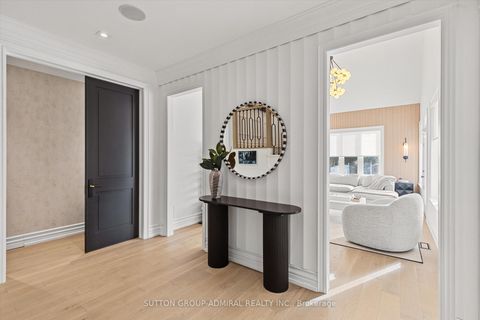 Photo 6 at 539 Beverley Glen Boulevard, Beverley Glen, Vaughan