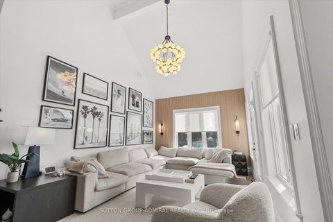 Photo 11 at 539 Beverley Glen Boulevard, Beverley Glen, Vaughan