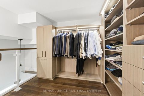 Photo 24 at 811 - 111 St Clair Avenue W, St. Clair, Toronto