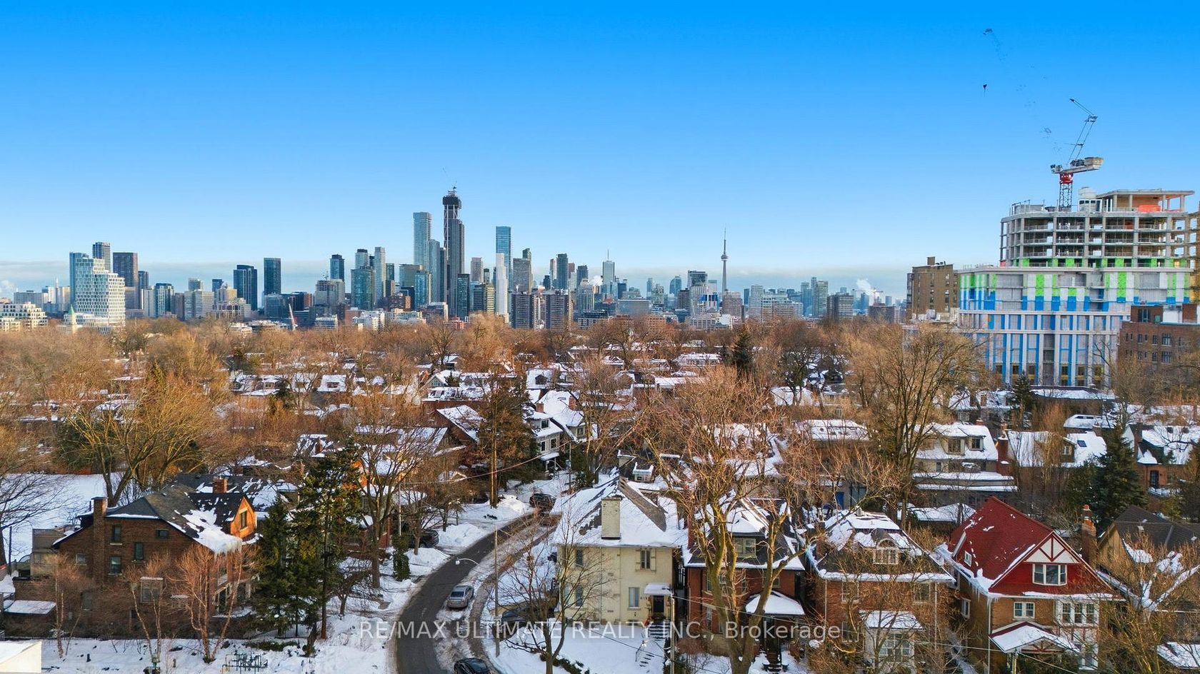 811 - 111 St Clair Avenue W, St. Clair, Toronto 