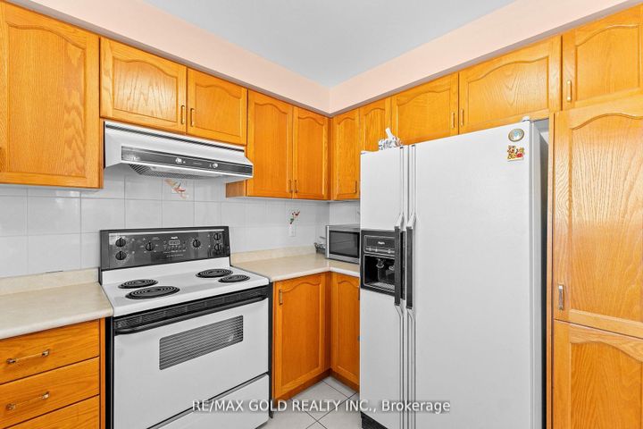 Photo 18 at 38 Mountainberry Road, Wellington, Brampton