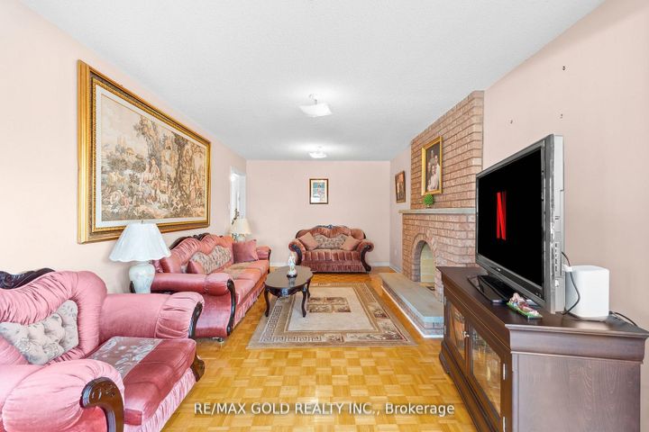Photo 23 at 38 Mountainberry Road, Wellington, Brampton