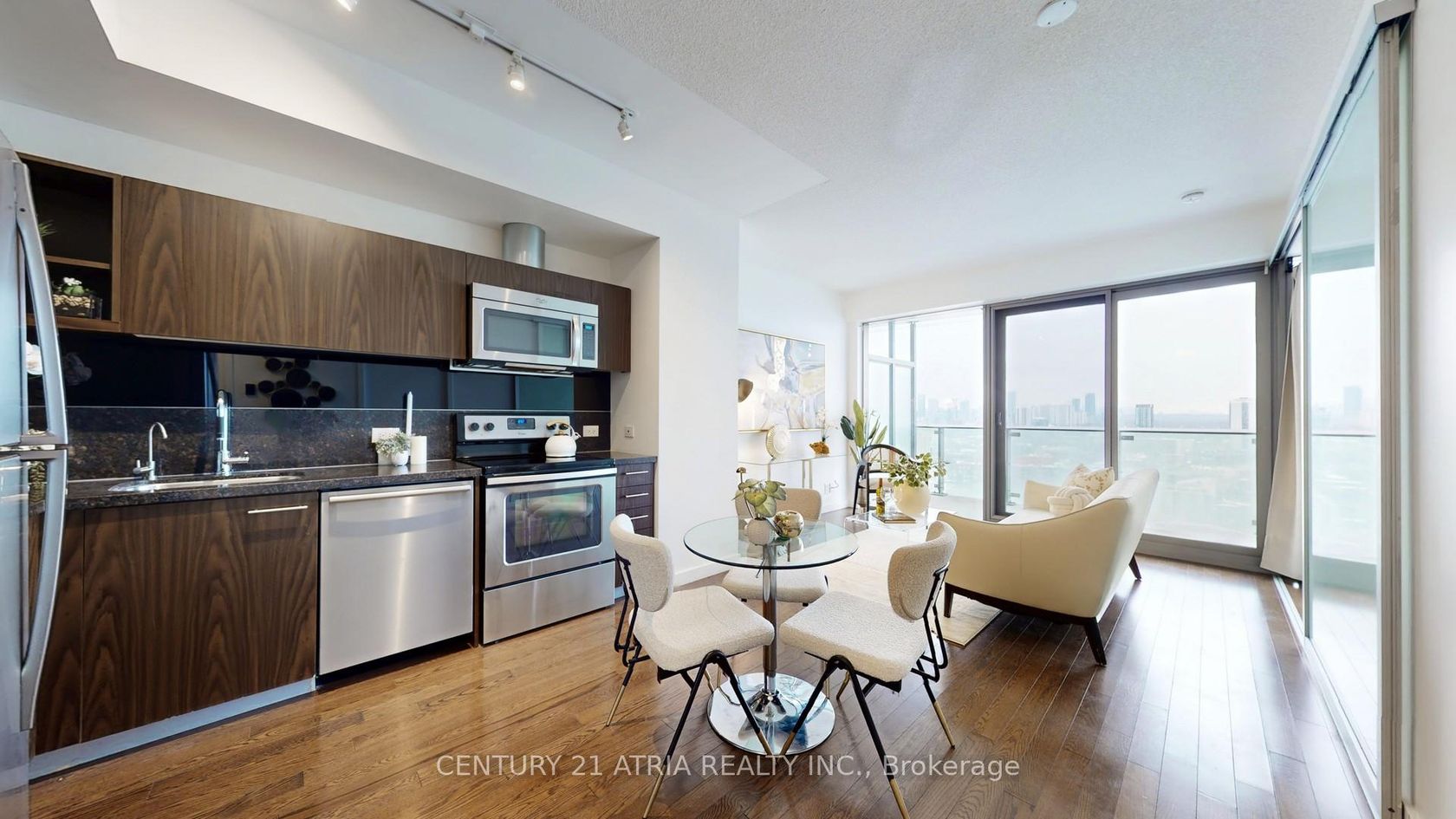 2404 - 390 Cherry Street, Waterfront Communities C8, Toronto 