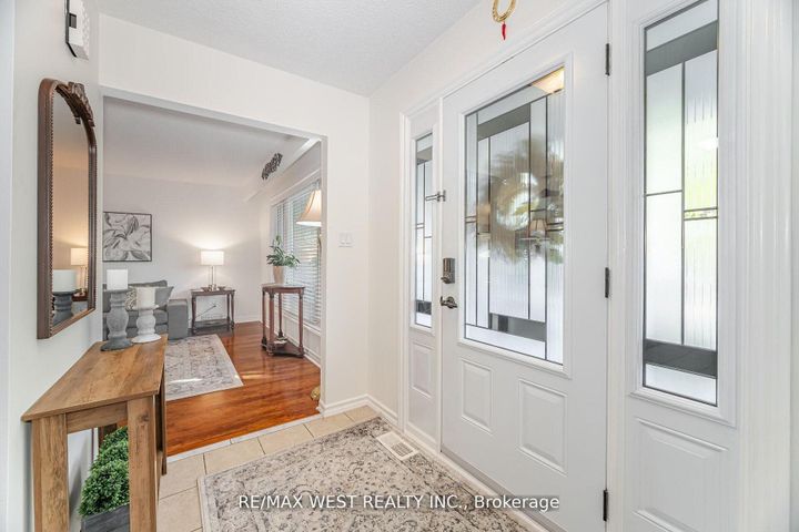 Photo 1 at 17 Malcolm Crescent, Central Park, Brampton