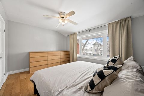 Photo 11 at 130 Barber Greene Road, Don Mills, Toronto