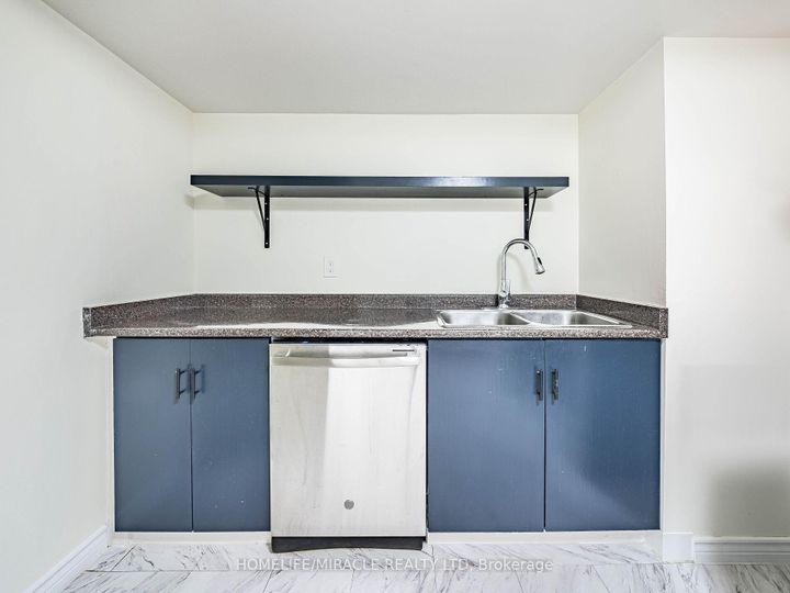 Photo 33 at 209 Apache Trail, Pleasant View, Toronto