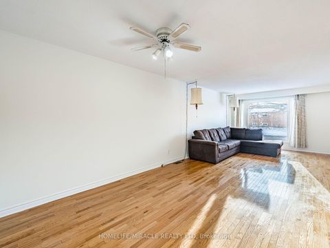 Photo 7 at 209 Apache Trail, Pleasant View, Toronto