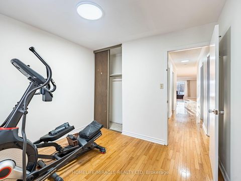 Photo 18 at 209 Apache Trail, Pleasant View, Toronto