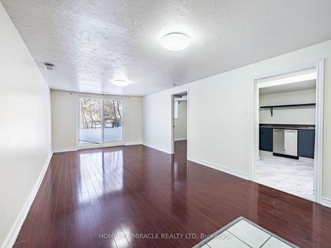 Photo 27 at 209 Apache Trail, Pleasant View, Toronto