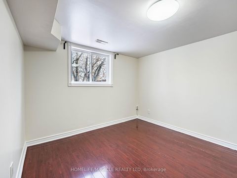 Photo 30 at 209 Apache Trail, Pleasant View, Toronto