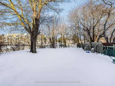 Photo 40 at 209 Apache Trail, Pleasant View, Toronto