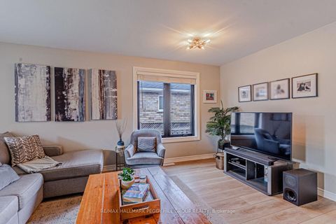 Photo 6 at 236 Pringle Drive, Edgehill Drive, Barrie