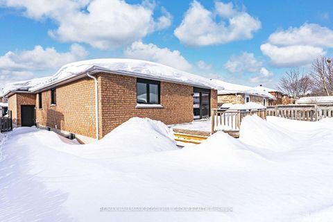 Photo 12 at 236 Pringle Drive, Edgehill Drive, Barrie