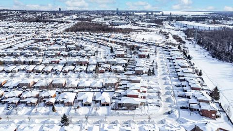 Photo 15 at 236 Pringle Drive, Edgehill Drive, Barrie