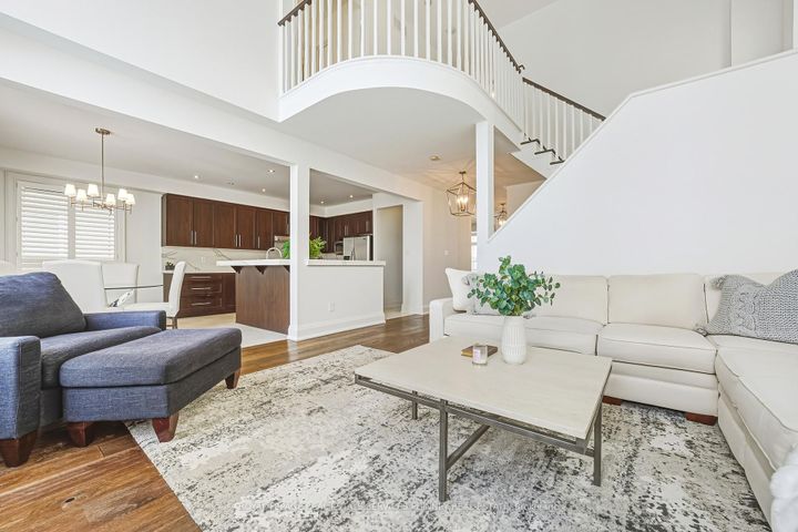 Photo 4 at 958 Irish Moss Road, Meadowvale Village, Mississauga