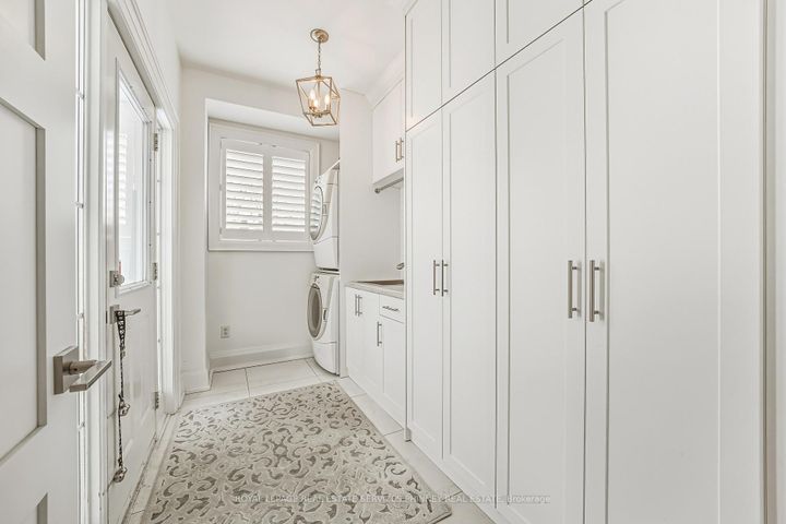 Photo 13 at 958 Irish Moss Road, Meadowvale Village, Mississauga