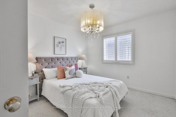 Photo 17 at 958 Irish Moss Road, Meadowvale Village, Mississauga