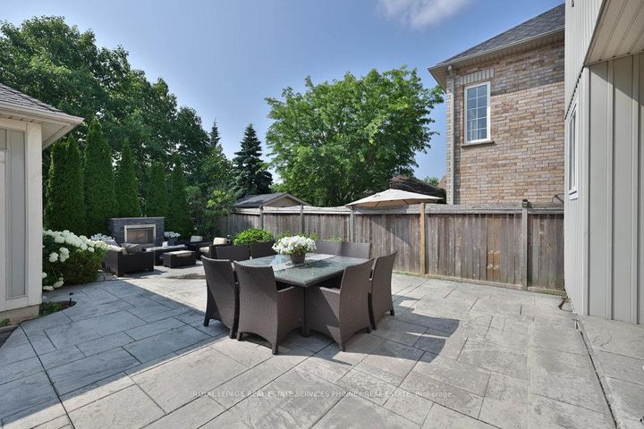 Photo 36 at 958 Irish Moss Road, Meadowvale Village, Mississauga