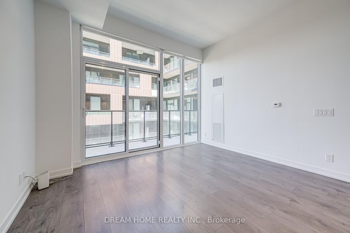 Photo 8 at 1110 - 270 Dufferin Street, South Parkdale, Toronto