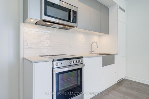 Photo 9 at 270 Dufferin Street, South Parkdale, Toronto