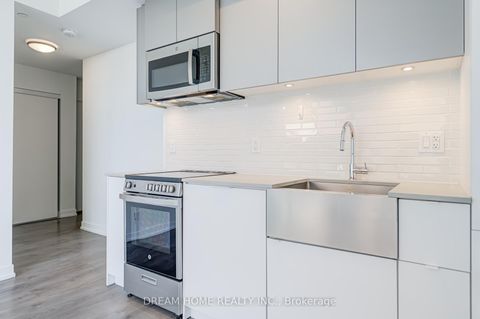 Photo 10 at 270 Dufferin Street, South Parkdale, Toronto