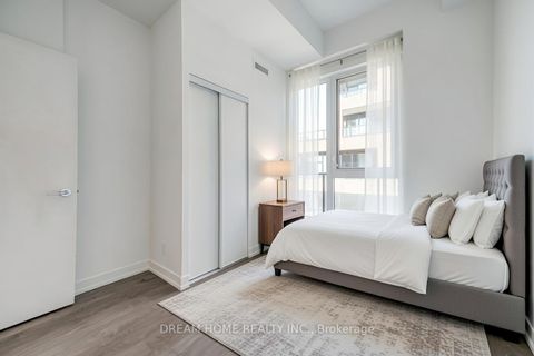 Photo 16 at 270 Dufferin Street, South Parkdale, Toronto