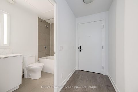 Photo 20 at 270 Dufferin Street, South Parkdale, Toronto