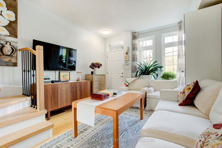 Photo 7 at 85 - 119b The Queensway, Swansea, Toronto