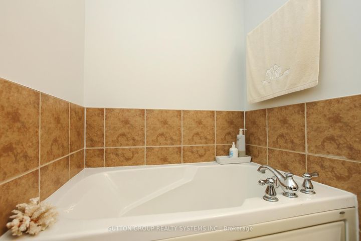 Photo 38 at 85 - 119b The Queensway, Swansea, Toronto