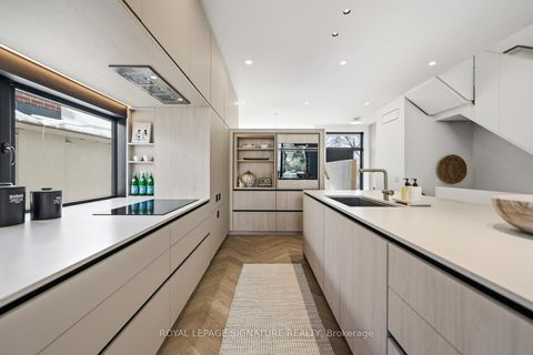 Photo 8 at 22 Duart Park Road, The Beaches, Toronto