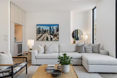 Photo 14 at 22 Duart Park Road, The Beaches, Toronto