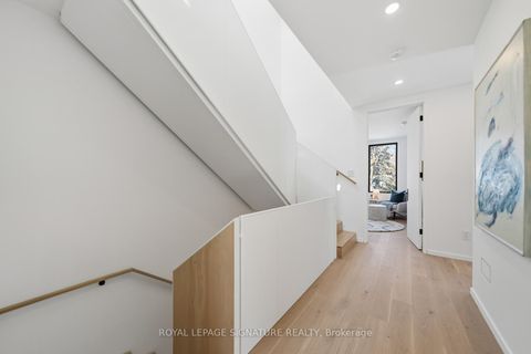 Photo 17 at 22 Duart Park Road, The Beaches, Toronto