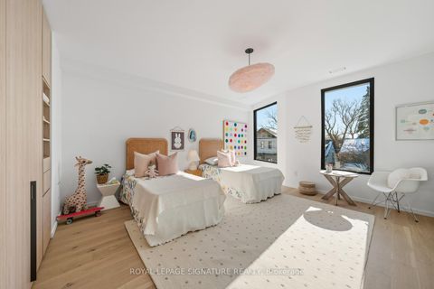 Photo 18 at 22 Duart Park Road, The Beaches, Toronto